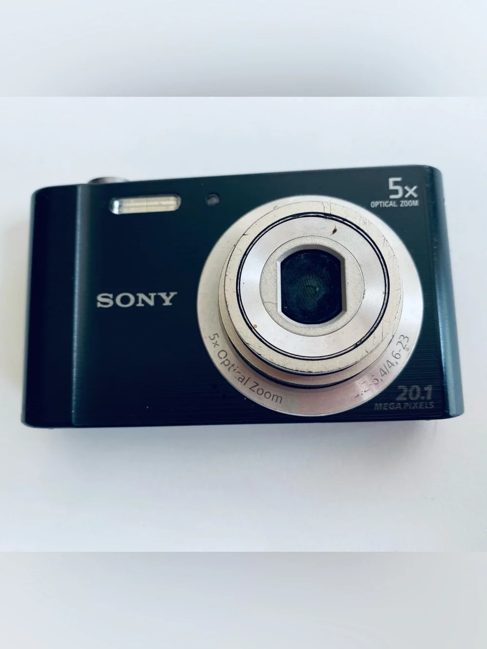 Sony CyberShot DSC-W800 Compact Digital Camera in Black with LCD Screen Broken